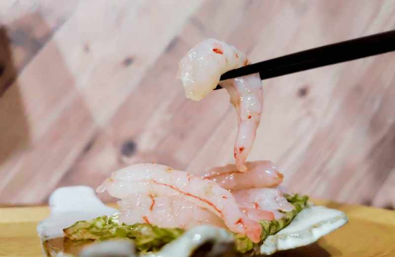 漁師が獲って、漁師が仕立てる。滑川の新名産「とやまえび昆布じめ」が誕生